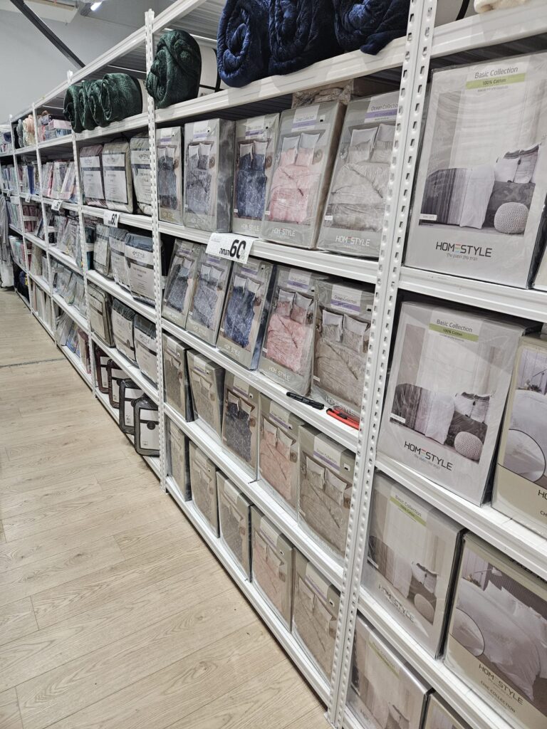 מדפים למחסן